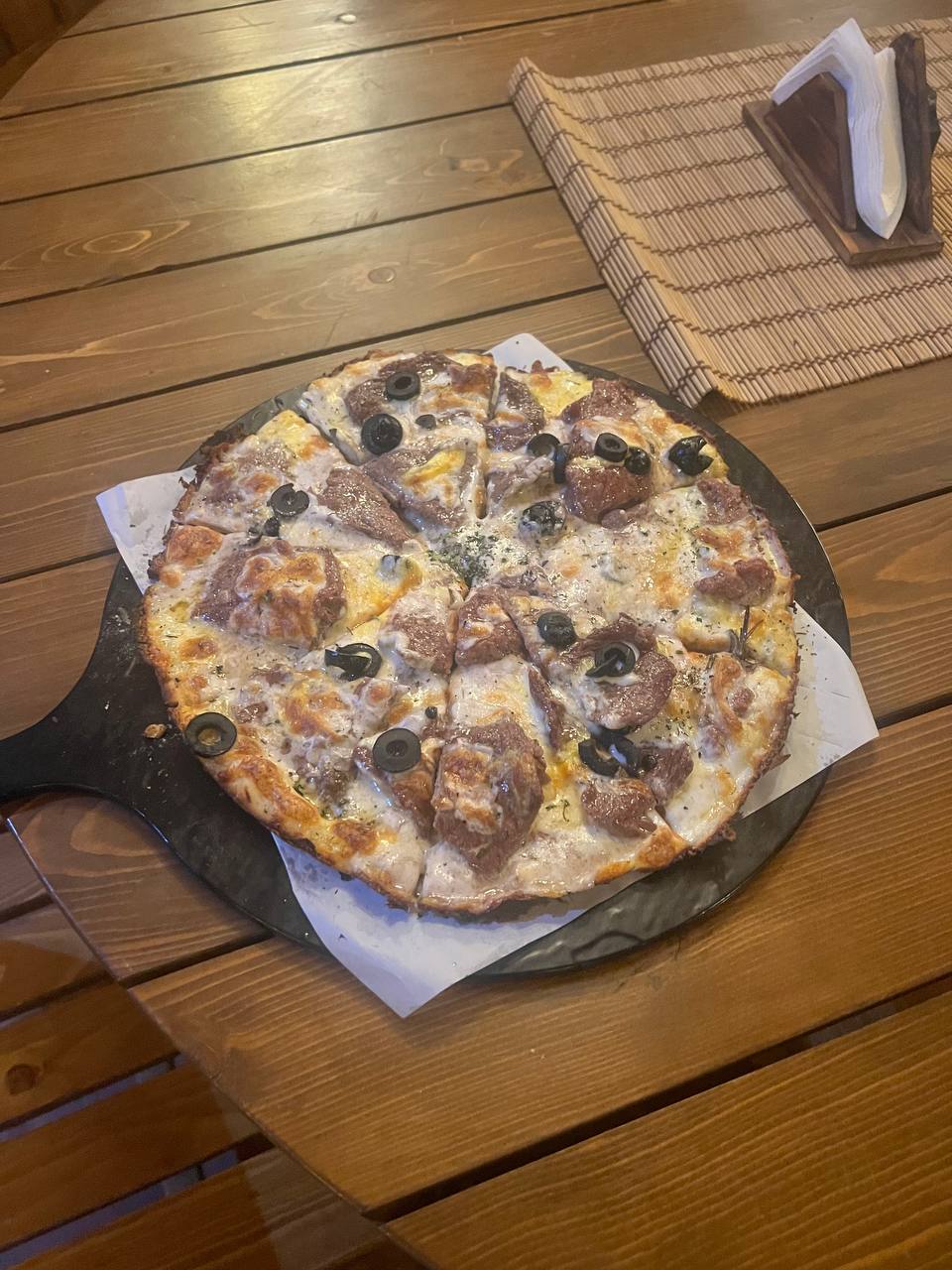 پیتزا سیر و استیک